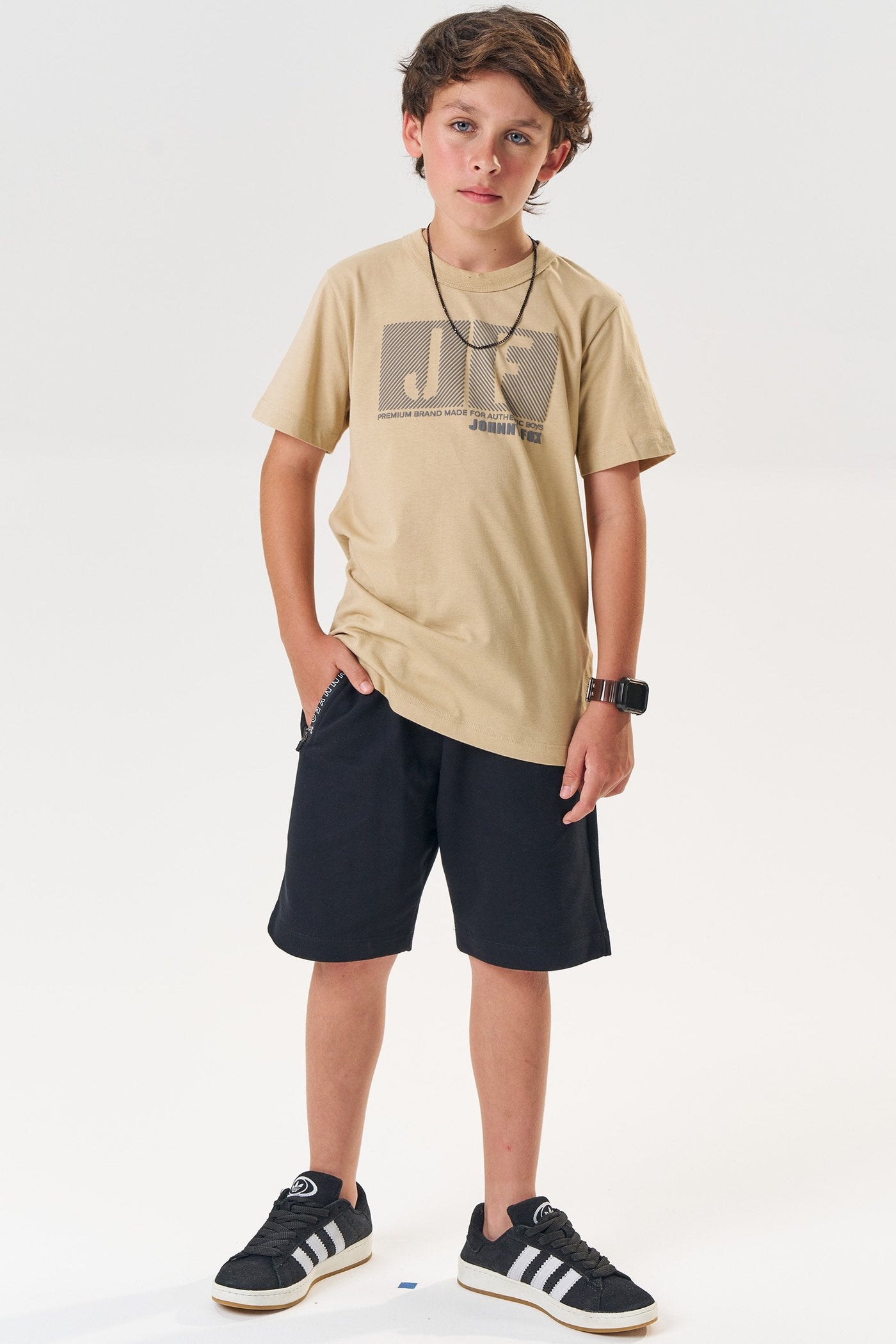 84130_modelo_c03_s1.jpg