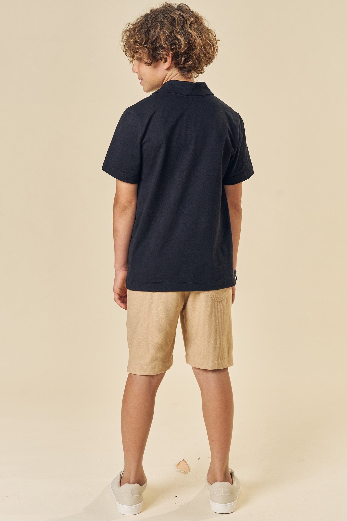 84102_modelo_c02_s2.jpg